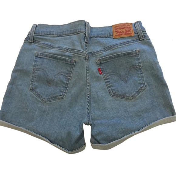 NWOT 🌺 Levi's Light Wash Mid Rise Shorts | 28 - Picture 5 of 12